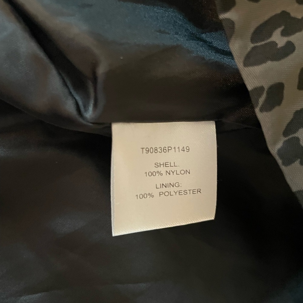 Tart Collections Leopard Print Utility Rain Jacket - Picture 7 of 9